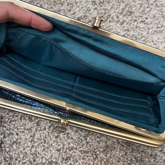 Beautiful HOBO Sadie Wallet 🤩🤩🤩🤩 - Picture 5 of 8